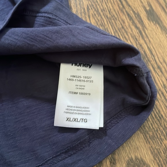 NWT lot of 2 men’s Hurley tee shirts - Picture 9 of 9